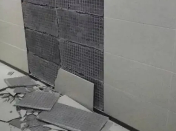 定远瓷砖空鼓维修公司分享下定远墙砖松动维修的知识